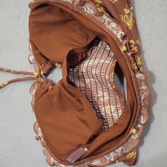 Xhilaration Swimsuit - Picture 8 of 16